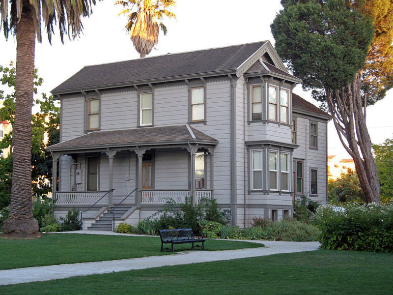 By Sanfranman59 (Own work) [GFDL or CC-BY-SA-3.0-2.5-2.0-1.0], via Wikimedia Commons